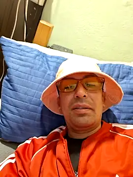 zeus2630 online show from November 29, 2:52 pm