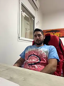 luffykingofpirets online show from February 9, 6:33 am