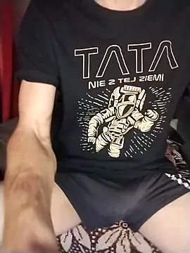 krecik1988 online show from November 6, 6:44 pm