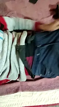 virsharma69 online show from December 28, 3:37 pm