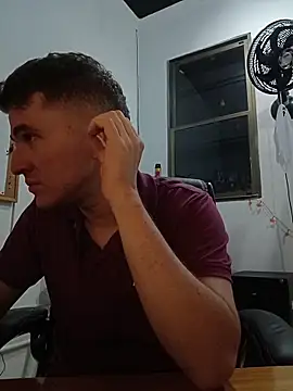 Snapshot of MrBelac chatting on October 10, 8:19 am MrBelac online show from October 10, 8:19 am