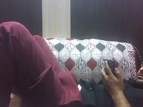 Snapshot of indihotguy chatting on October 22, 1:26 pm indihotguy online show from October 22, 1:26 pm