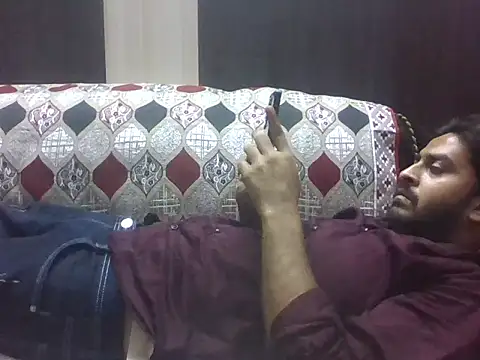 indihotguy online show from November 4, 5:58 pm