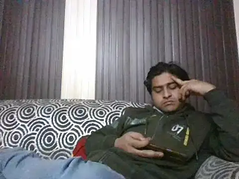 Snapshot of indihotguy chatting on February 8, 5:08 pm indihotguy online show from February 8, 5:08 pm