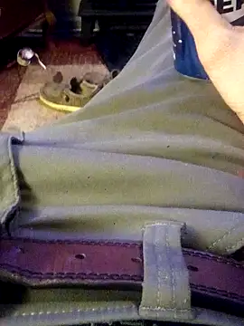 Snapshot of 618fuckupp chatting on December 27, 6:03 am 618fuckupp online show from December 27, 6:03 am