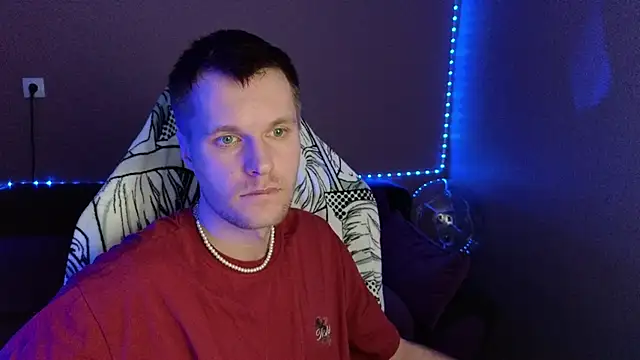 Leonnextdoor online show from January 5, 12:31 pm