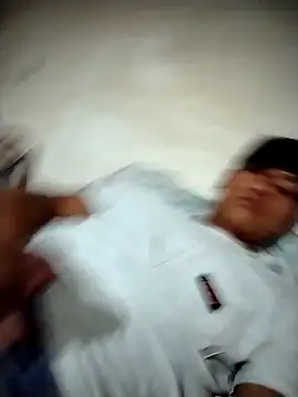 Snapshot of MartzJJ chatting on October 8, 3:27 pm MartzJJ online show from October 8, 3:27 pm