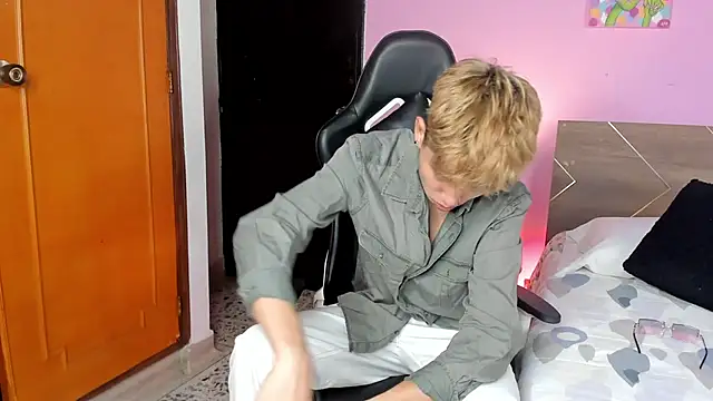 Brian-Ausslos online show from February 2, 4:37 am