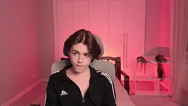 b0y fantasy online show from January 23, 6:03 pm