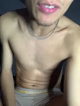 gabrielzinnnn085 online show from December 14, 4:08 am