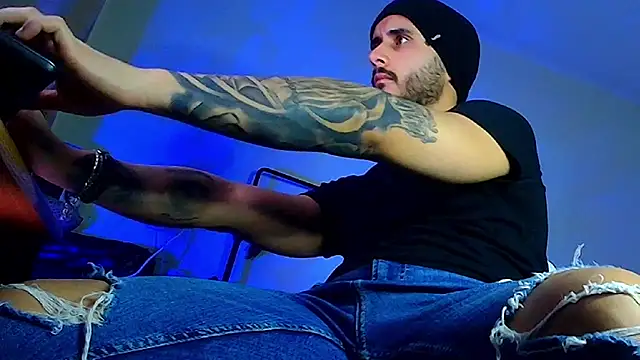 XanderCage99 online show from February 7, 5:18 pm