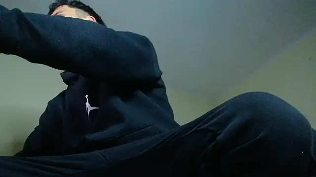 XanderCage99 online show from January 29, 9:39 pm