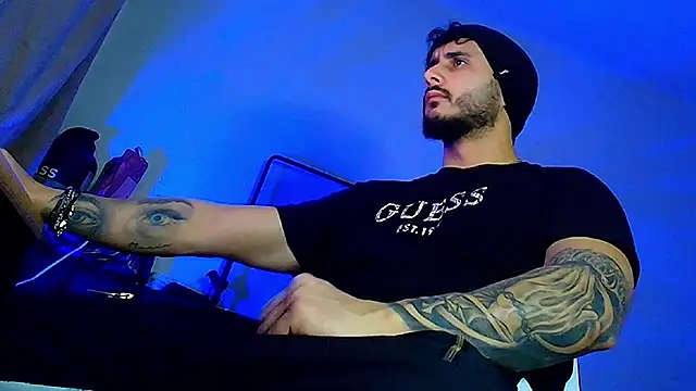 XanderCage99 online show from January 7, 11:32 pm