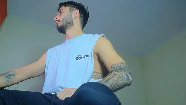 XanderCage99 online show from January 19, 5:48 am