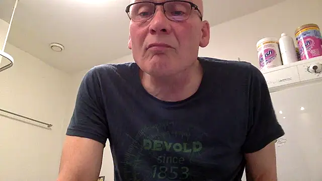 Parleg2 online show from October 25, 9:49 pm