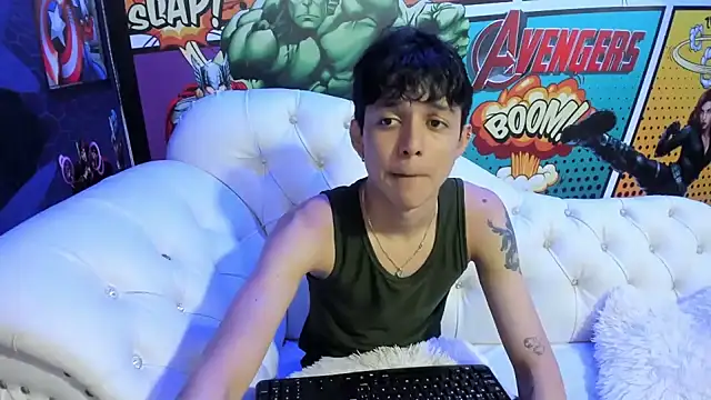 Snapshot of jisuscat chatting on January 27, 7:03 pm jisuscat online show from January 27, 7:03 pm