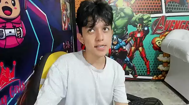 Snapshot of jisuscat chatting on March 15, 6:36 am jisuscat online show from March 15, 6:36 am