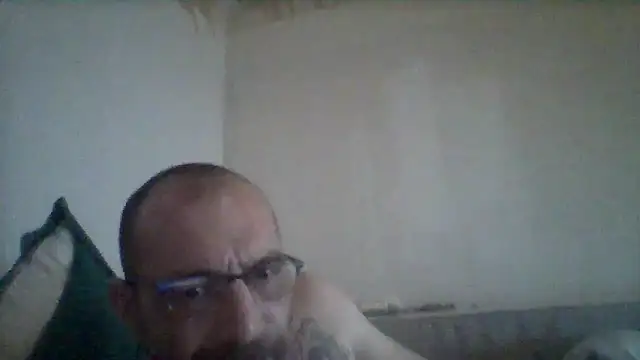 javierpasteur69 online show from March 2, 3:56 am