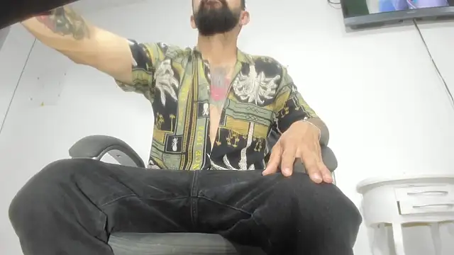 ragnar881547 online show from January 8, 8:29 pm