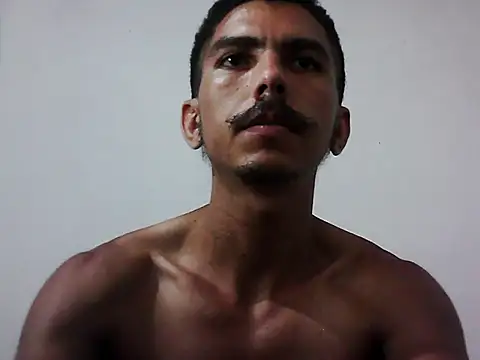 MagrinhoSaradoo online show from November 25, 1:24 pm