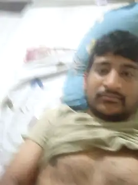 Snapshot of honeyrose765 chatting on March 14, 9:43 pm honeyrose765 online show from March 14, 9:43 pm