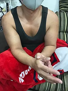 K0718 online show from April 21, 3:29 pm