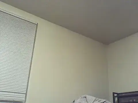 Snapshot of MrDaddyBbSnake chatting on March 16, 10:22 am MrDaddyBbSnake online show from March 16, 10:22 am