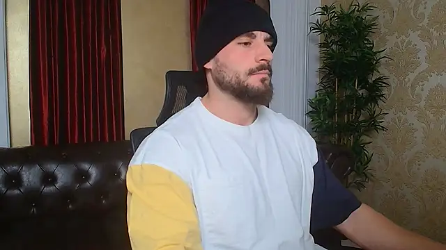 AdamJamesonn online show from March 11, 5:38 am