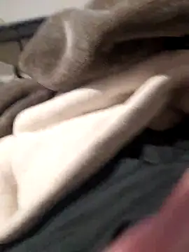 young18dick  online show from January 8, 6:31 am