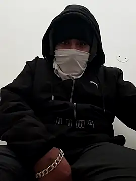 13lusty online show from January 9, 10:20 am