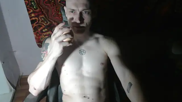 Snapshot of johnny_positive chatting on October 23, 4:43 pm johnny positive online show from October 23, 4:43 pm