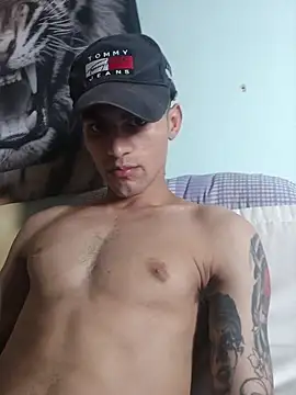 dany hardy online show from March 3, 8:48 pm