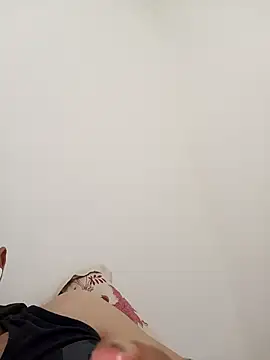 hmtrechaudd online show from April 23, 12:15 am