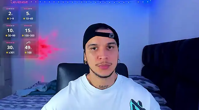 austinoficial online show from February 5, 11:50 pm