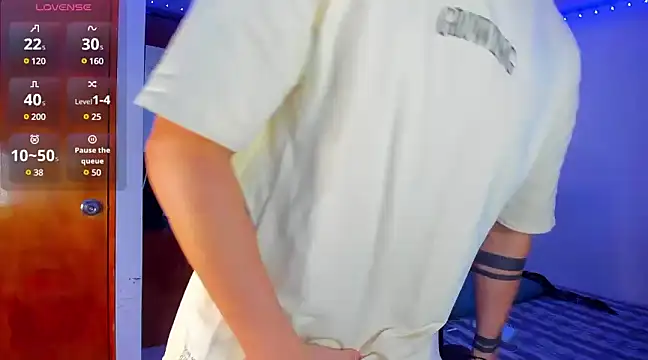 austinoficial online show from February 25, 3:31 am