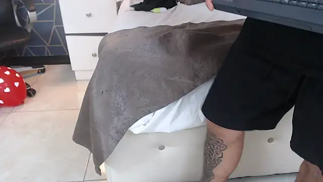 BrandonColee online show from February 21, 12:28 pm