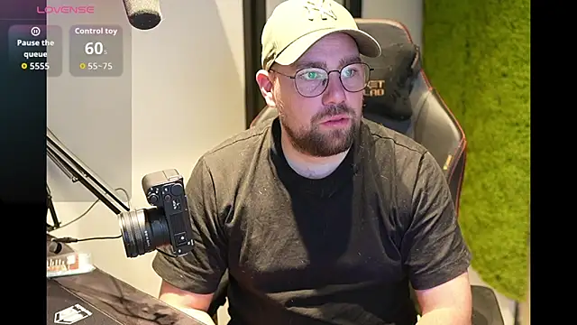 justinitt online show from December 19, 9:50 am