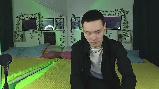 M Jasper online show from February 10, 6:24 pm