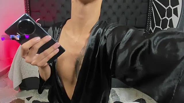 EthaanCox online show from March 6, 9:23 pm