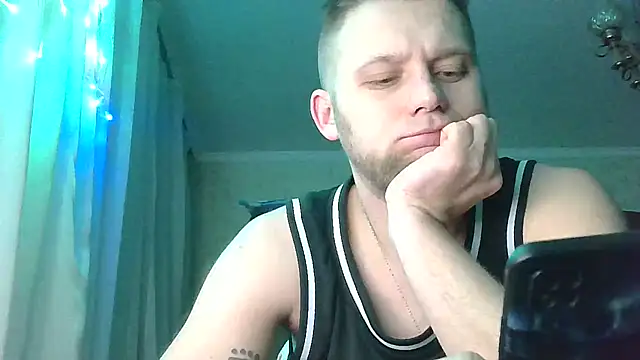 HunterOnBoobs online show from February 22, 8:26 pm