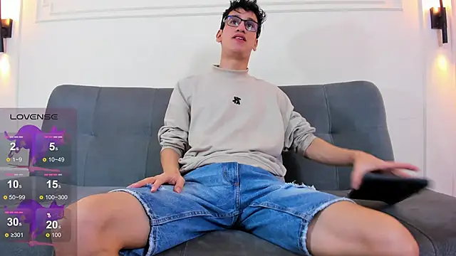 Cum hunters online show from March 17, 3:09 am