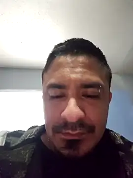 Burrrucecold00 online show from February 13, 9:50 pm