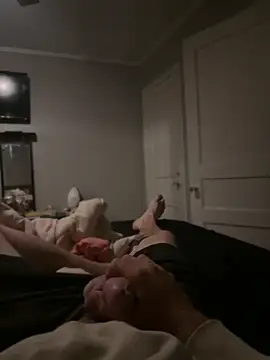 biggzee6 online show from April 25, 6:49 am