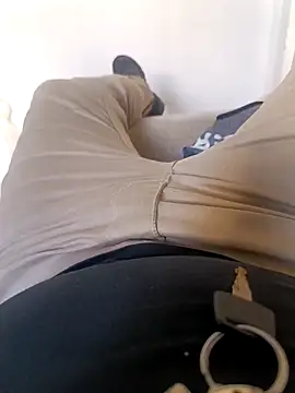 Snapshot of Trixboy201 chatting on October 16, 10:23 am Trixboy201 online show from October 16, 10:23 am