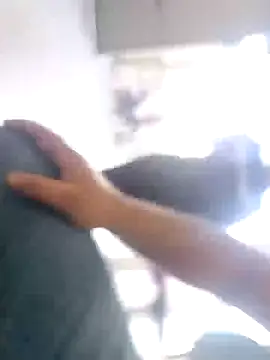 Snapshot of Trixboy201 chatting on September 29, 7:32 pm Trixboy201 online show from September 29, 7:32 pm