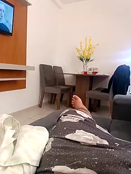 Snapshot of Trixboy201 chatting on February 21, 2:06 pm Trixboy201 online show from February 21, 2:06 pm