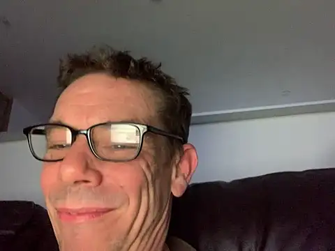 Kenhornu online show from March 5, 11:12 pm