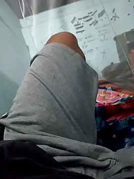 ares-mitnick online show from January 26, 2:24 am