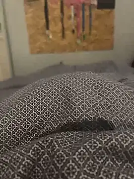 yannusgir33 online show from February 3, 7:13 am