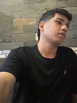 Santiago-Thompson online show from December 16, 11:45 pm